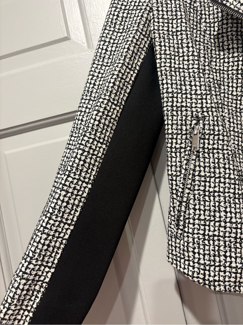 DKNY Black and White Blazer Jacket - Picture 3 of 5
